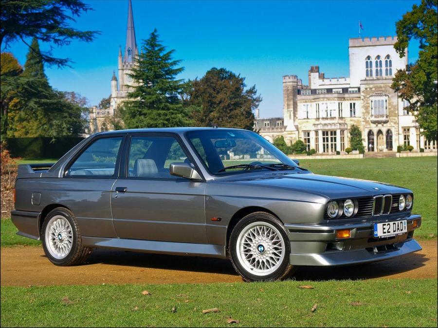  BMW M3 Evolution II 1988 года  (фото 4 из 17)